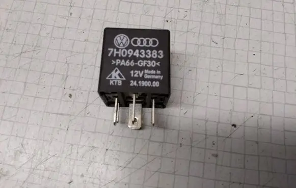 Volkswagen Transporter - Caravelle T5 Other relay 7H0943383 24190000 472