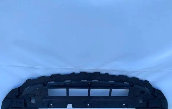 Front bumper skid plate/under tray