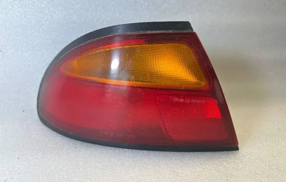 Mazda 323 F Rear/tail lights 0431439
