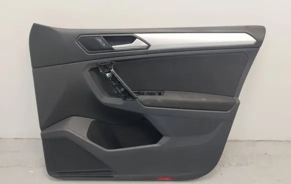 Volkswagen Tiguan Front door card panel trim 5NB867012L 5NC867012R