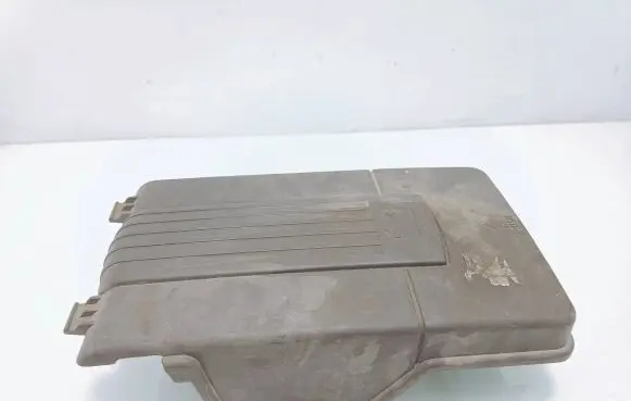 Volkswagen Touran II Battery box tray cover/lid 3C0915443A