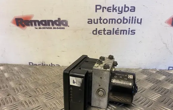 Audi A3 S3 A3 Sportback 8P ABS Pump 1K0907379AC