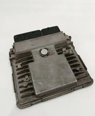Volkswagen Polo V 6R Engine control unit/module 03F906070FR 5WP44803 03F907309K