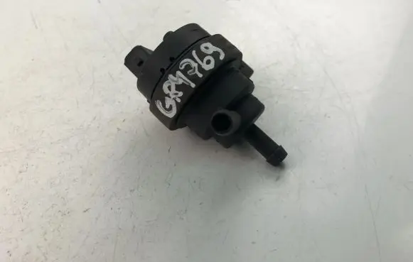 Volkswagen Sharan Brake central valve 037906517