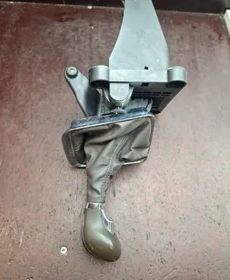 Opel Zafira C Gear shifter/selector 8126600010