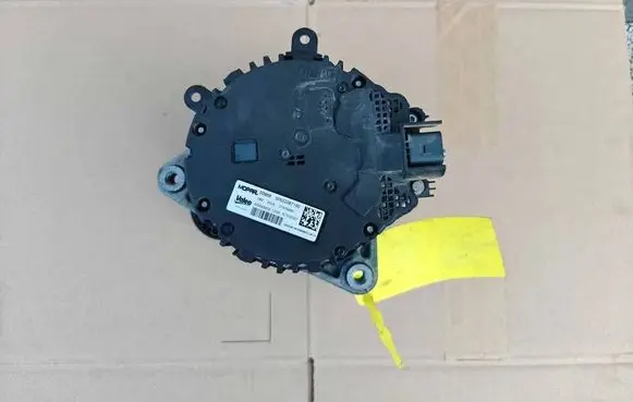 Fiat 500 Generator/alternator 00522087180 823323202 2740599A
