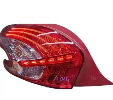 Peugeot 208 Rear/tail lights 9672628280