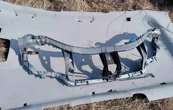 Ford Galaxy Radiator support slam panel 002