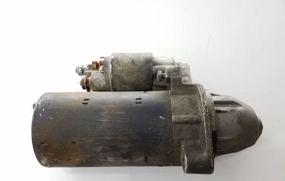 Mercedes-Benz Sprinter W906 Starter motor 0001109014