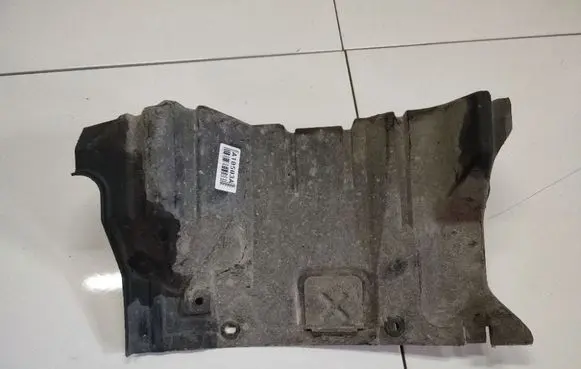 Engine splash shield/under tray
