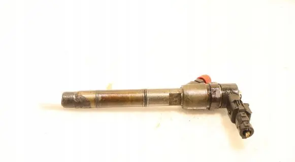 Fuel injector