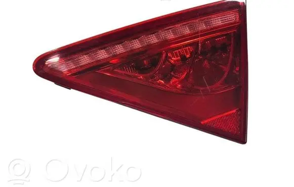 Tailgate rear/tail lights