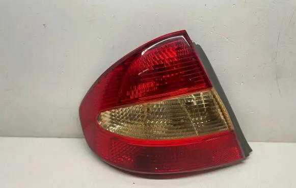 Toyota Prius (XW10) Rear/tail lights