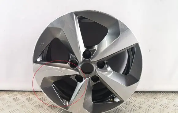 R16 alloy rim