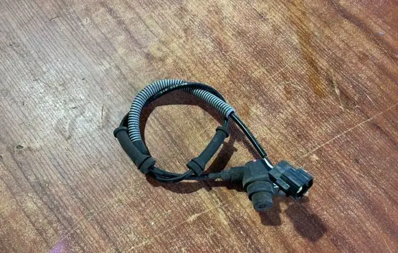 Chevrolet Matiz ABS brake wheel speed sensor 96456815