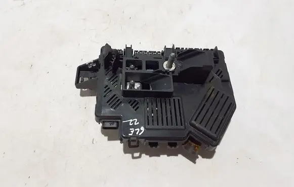 Mercedes-Benz GLE W167 Fuse module A1675402434