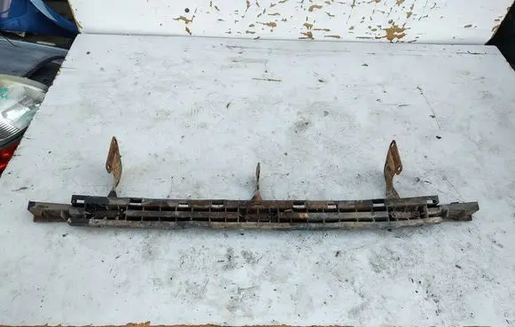 Renault Master II Rear bumper mounting bracket 