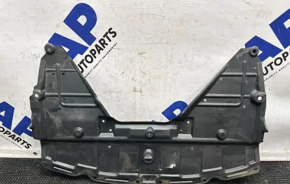 Renault Koleos II Engine splash shield/under tray 758925HA0A