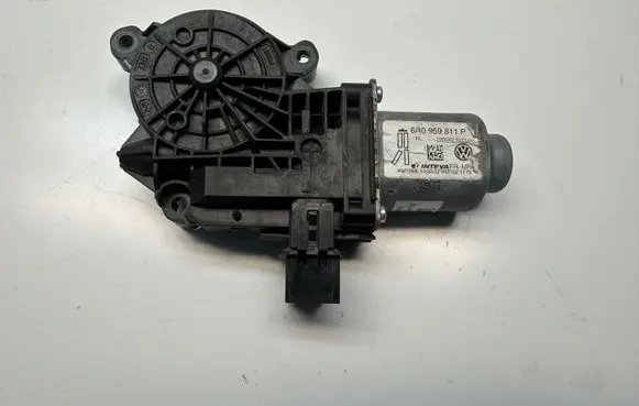 Volkswagen Amarok Rear door window regulator motor 6R0959811P 402709E