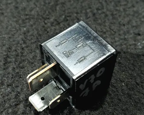 Volvo V70 Other relay 9441158 V23134J52X346