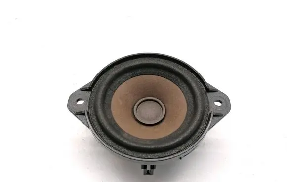 Tesla Model S Front door high frequency speaker 1004833-01-A