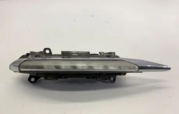 Mercedes-Benz S W221 LED Daytime headlight A2218201056