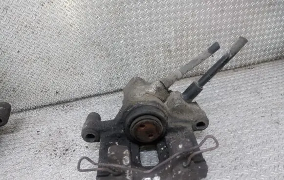 Ford Focus Rear brake caliper