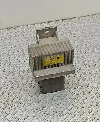Renault Megane III Glow plug pre-heat relay 8200859243 EGPR812