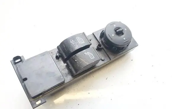 Ford Focus Electric window control switch 3m5t14529ce