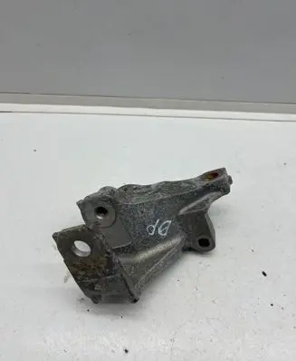 Renault Megane IV Engine mounting bracket 113320517R A1G19CQ3