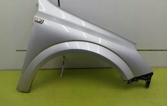 Opel Astra L Fender Z157