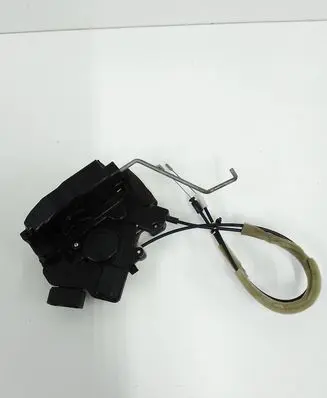 Mazda 5 Front door lock B82B84R1