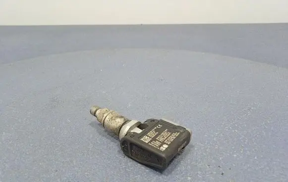 BMW 5 GT F07 Tire pressure sensor 6876955