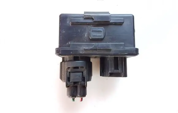 Subaru B9 Tribeca Window wiper relay 86121XA00A