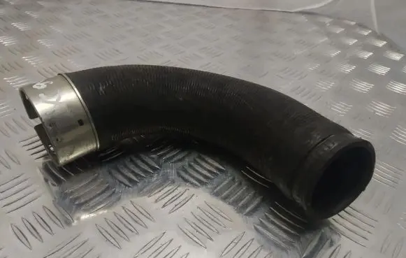Volvo XC90 Intercooler hose/pipe 31370126