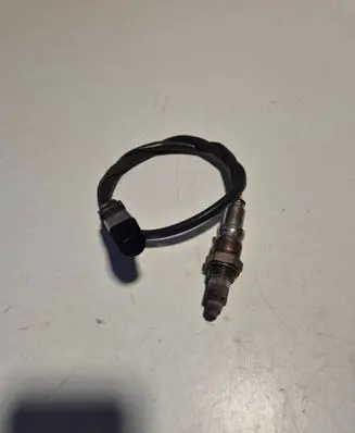 Volkswagen Jetta VII Lambda probe sensor 04E906262GK