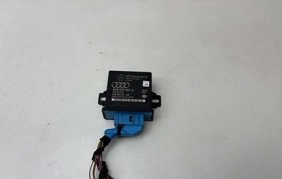 Audi Q5 SQ5 Light module LCM 8H0907357A