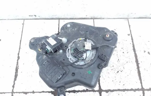 Audi A6 S6 C7 4G AdBlue liquid reservoir 4G0131877 4G0907355G 0200962F