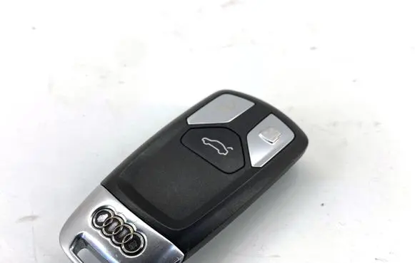 Audi A4 S4 B9 8W Ignition key/card 4M0959754T