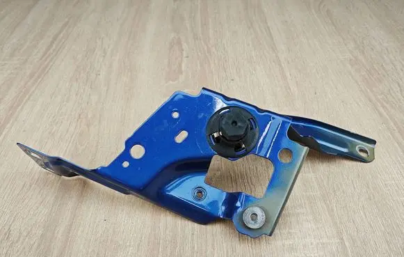 BMW 4 G22 G23 G24 G26 Fender mounting bracket 8739317