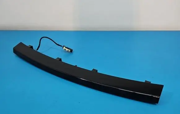 Jaguar F-Pace Third/center stoplight FK7213A613AC IMPRK1577306