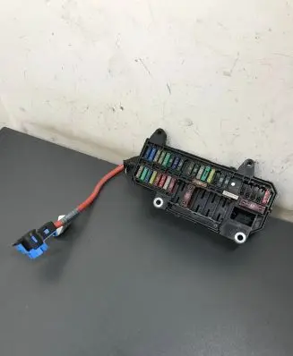BMW 7 E65 E66 Fuse module 1272000