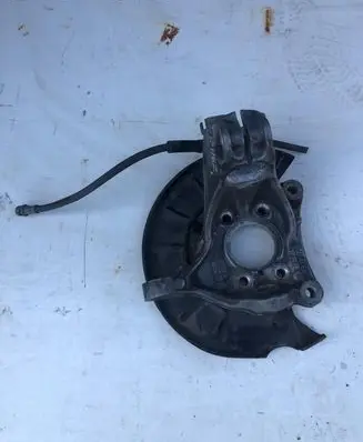 Volkswagen PASSAT B6 Front wheel hub spindle knuckle