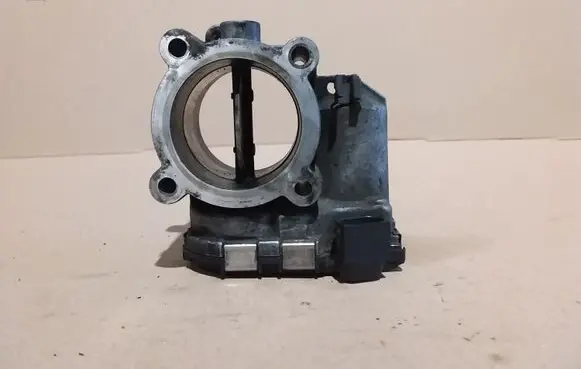 Mercedes-Benz E W211 Throttle valve A6420900020 0281002678