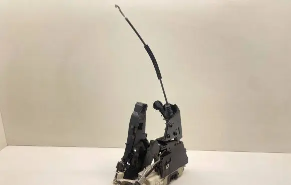 Front door lock