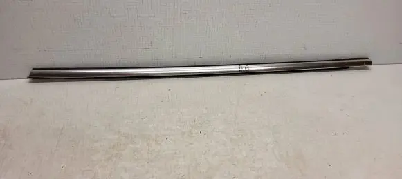 Ford Focus ST Rear door glass trim molding D1M2A290914