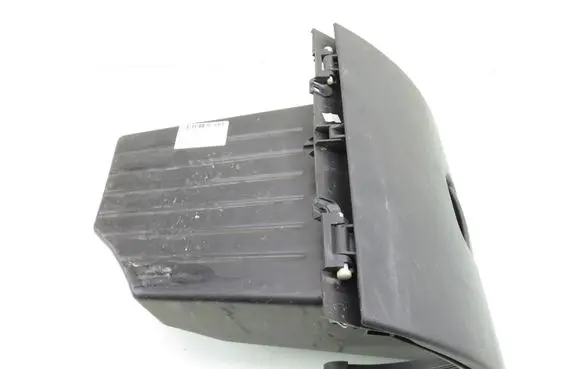 Renault Master III Glove box 685000045R