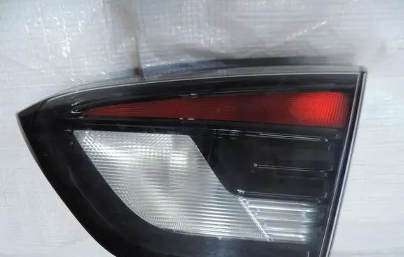 Opel Crossland X Rear/tail lights 