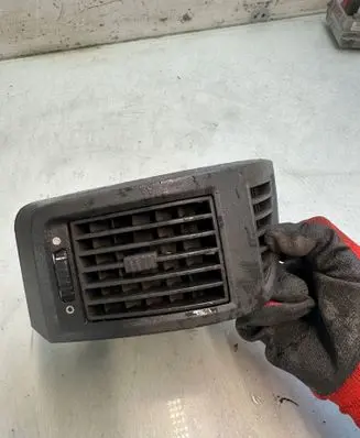 Fiat Ducato Dash center air vent grill LS385812 ST43582