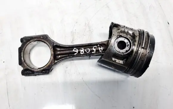 Volkswagen PASSAT B5 Piston with connecting rod 